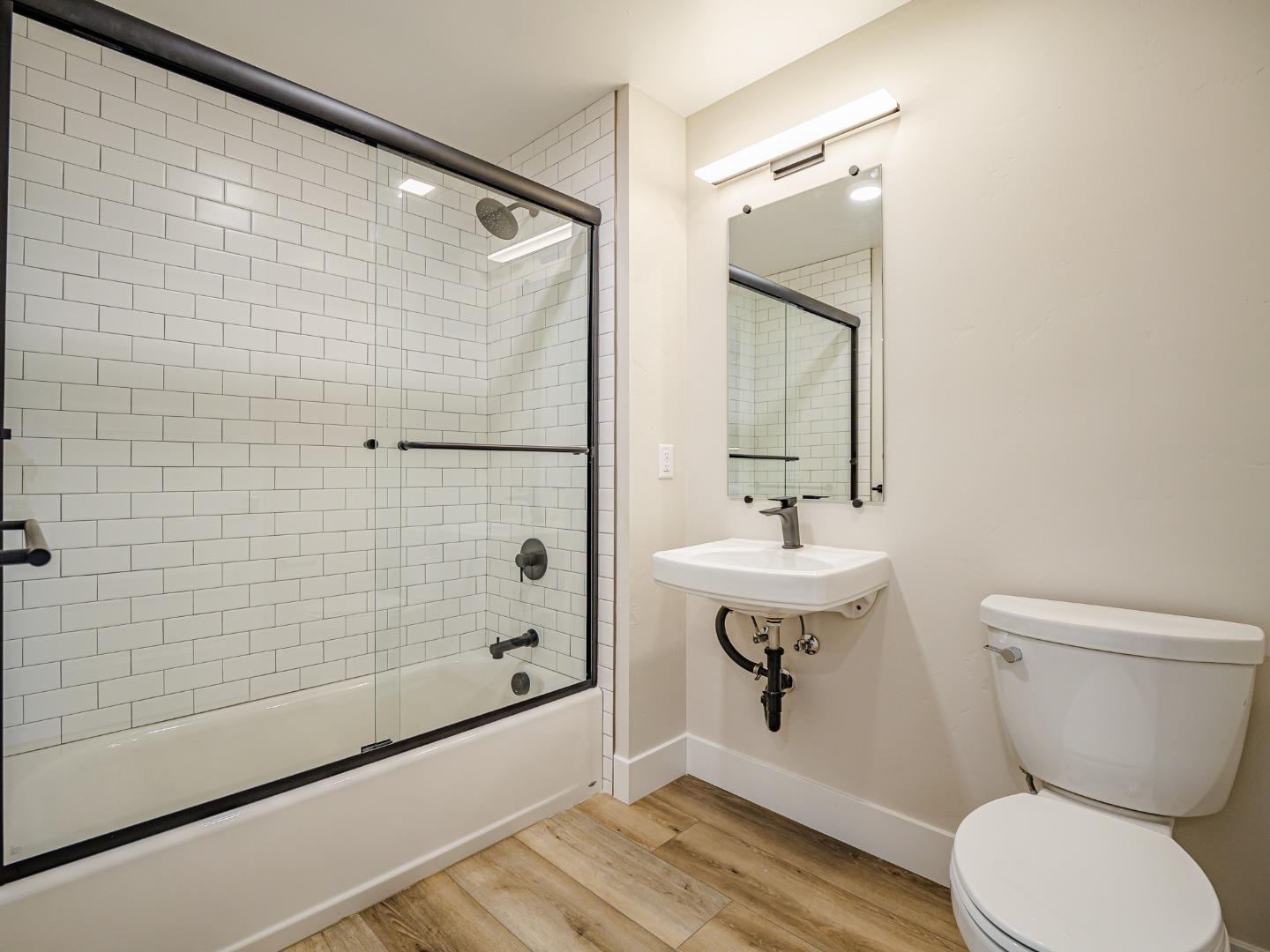 Detail Gallery Image 10 of 22 For 136 Aptos Village Way #2,  Aptos,  CA 95003 - 2 Beds | 2 Baths