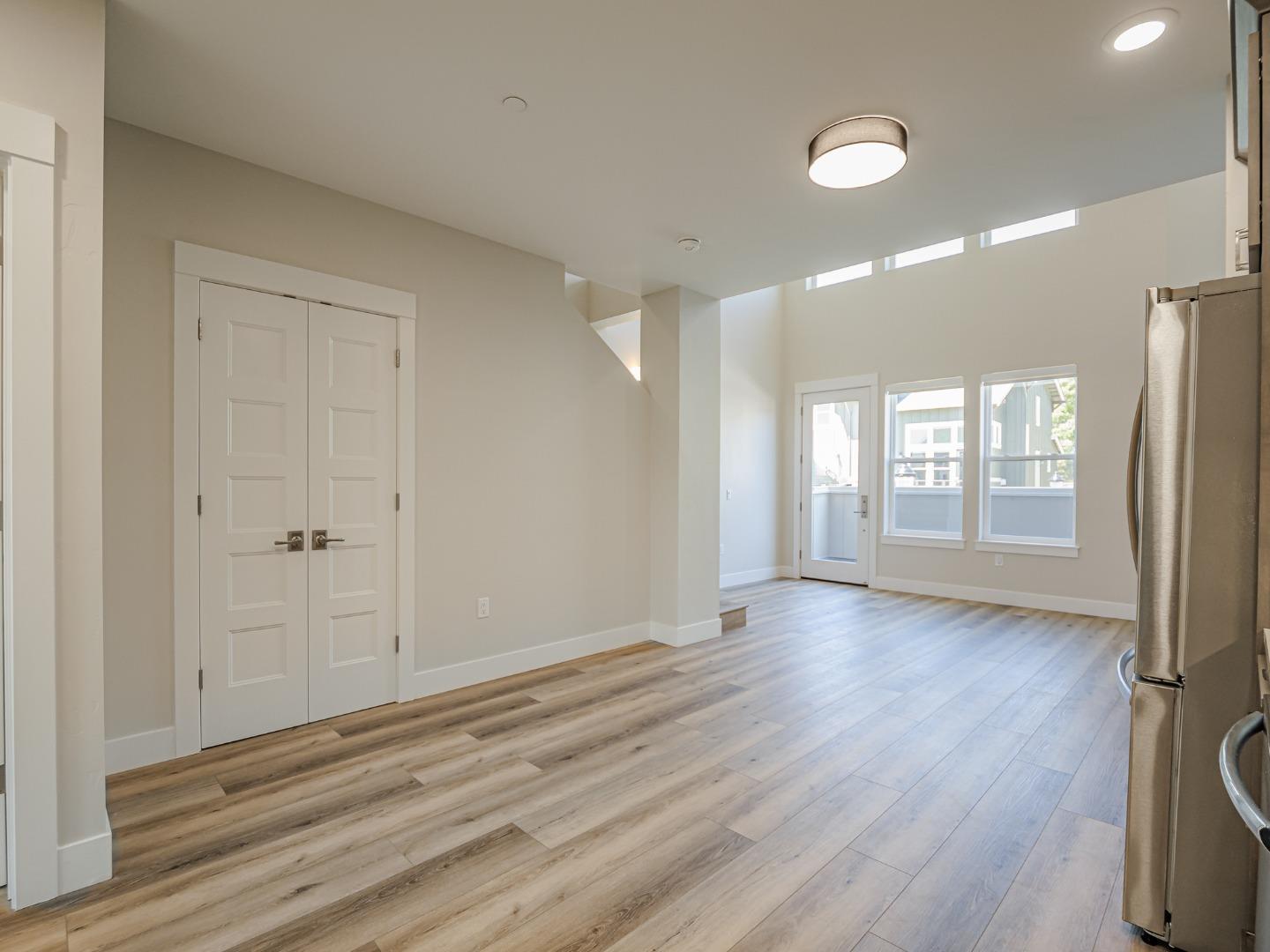 Detail Gallery Image 9 of 22 For 136 Aptos Village Way #2,  Aptos,  CA 95003 - 2 Beds | 2 Baths