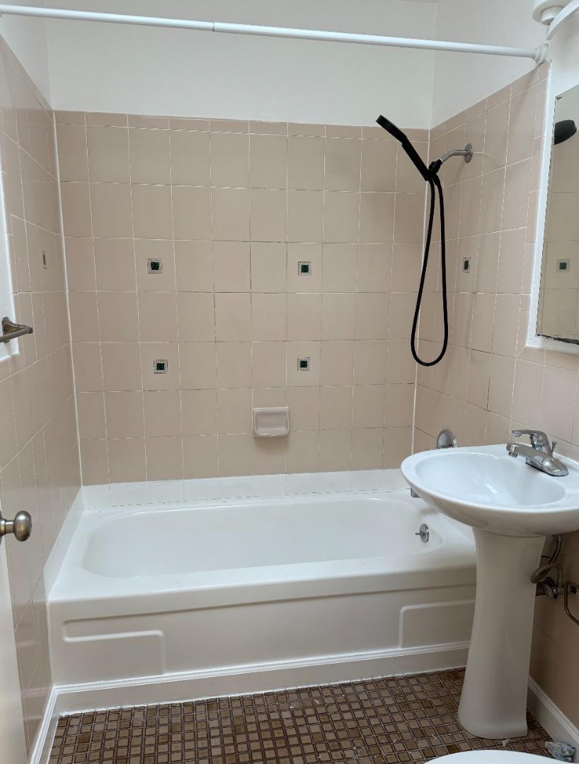 Detail Gallery Image 10 of 13 For 4150 Cesar Chavez St, San Francisco,  CA 94131 - – Beds | – Baths