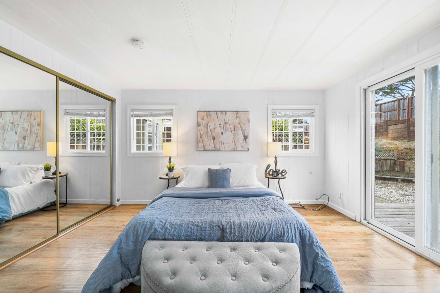 Detail Gallery Image 5 of 11 For 106 Ocean View #106,  Half Moon Bay,  CA 94019 - 2 Beds | 1/1 Baths