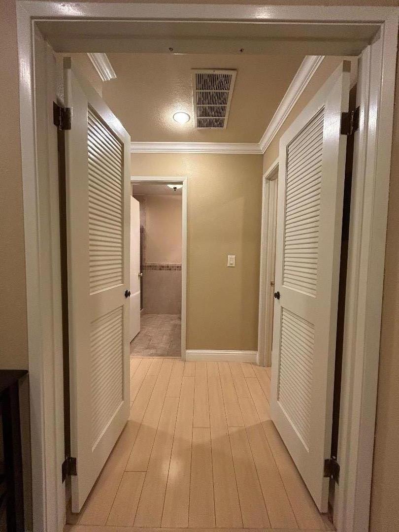 Detail Gallery Image 13 of 37 For 5399 Cribari Crst, San Jose,  CA 95135 - 2 Beds | 2 Baths