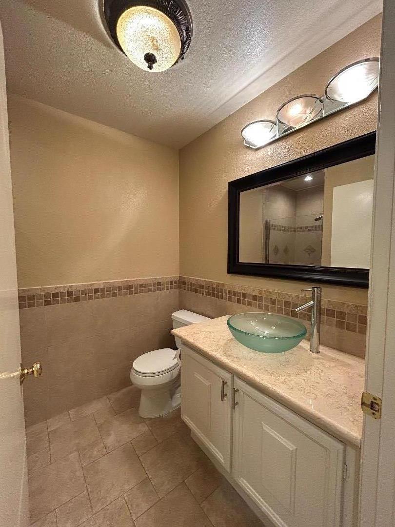 Detail Gallery Image 16 of 37 For 5399 Cribari Crst, San Jose,  CA 95135 - 2 Beds | 2 Baths