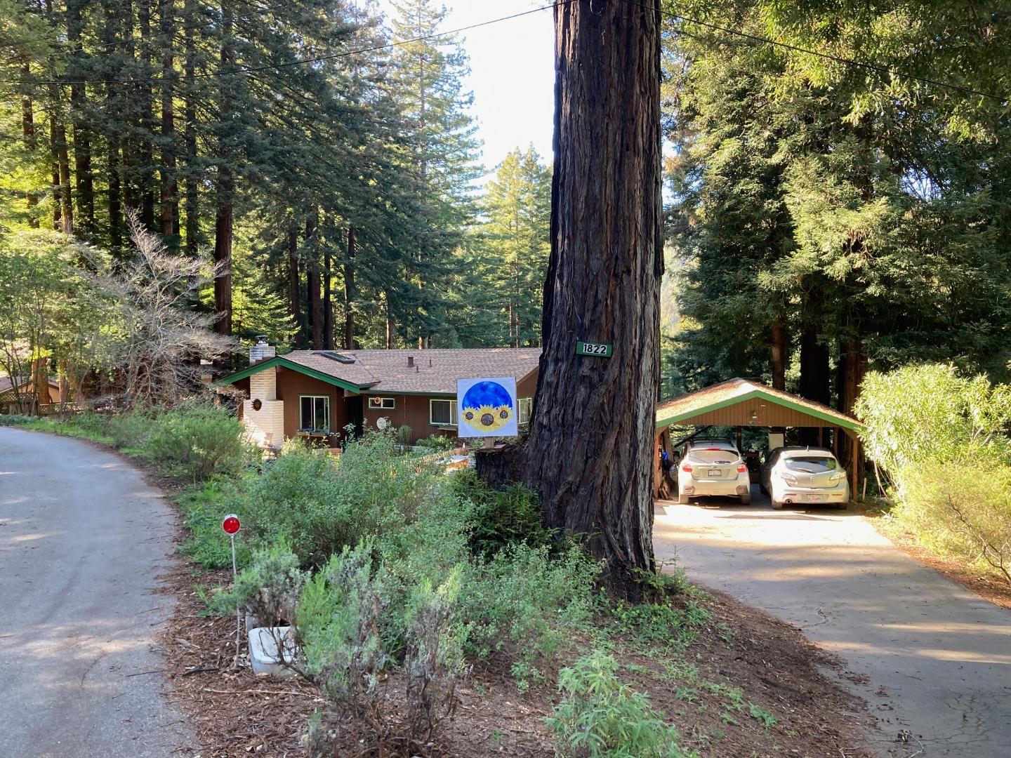 Detail Gallery Image 3 of 33 For 1822 Early Dr, Felton,  CA 95018 - 3 Beds | 2 Baths