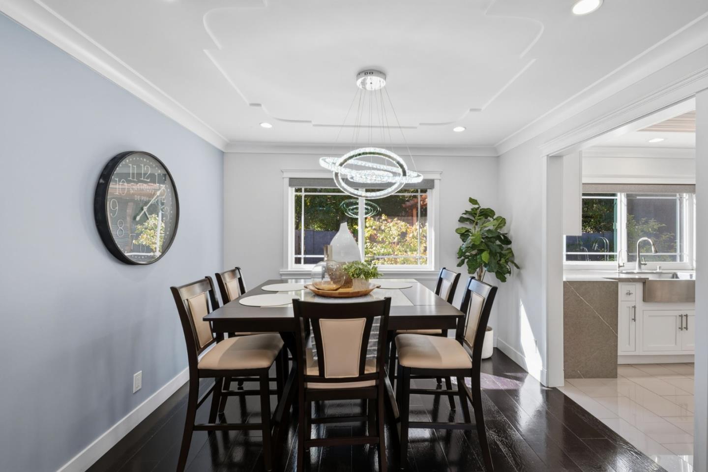 Detail Gallery Image 12 of 56 For 7035 Yorktown Dr, Gilroy,  CA 95020 - 5 Beds | 3 Baths