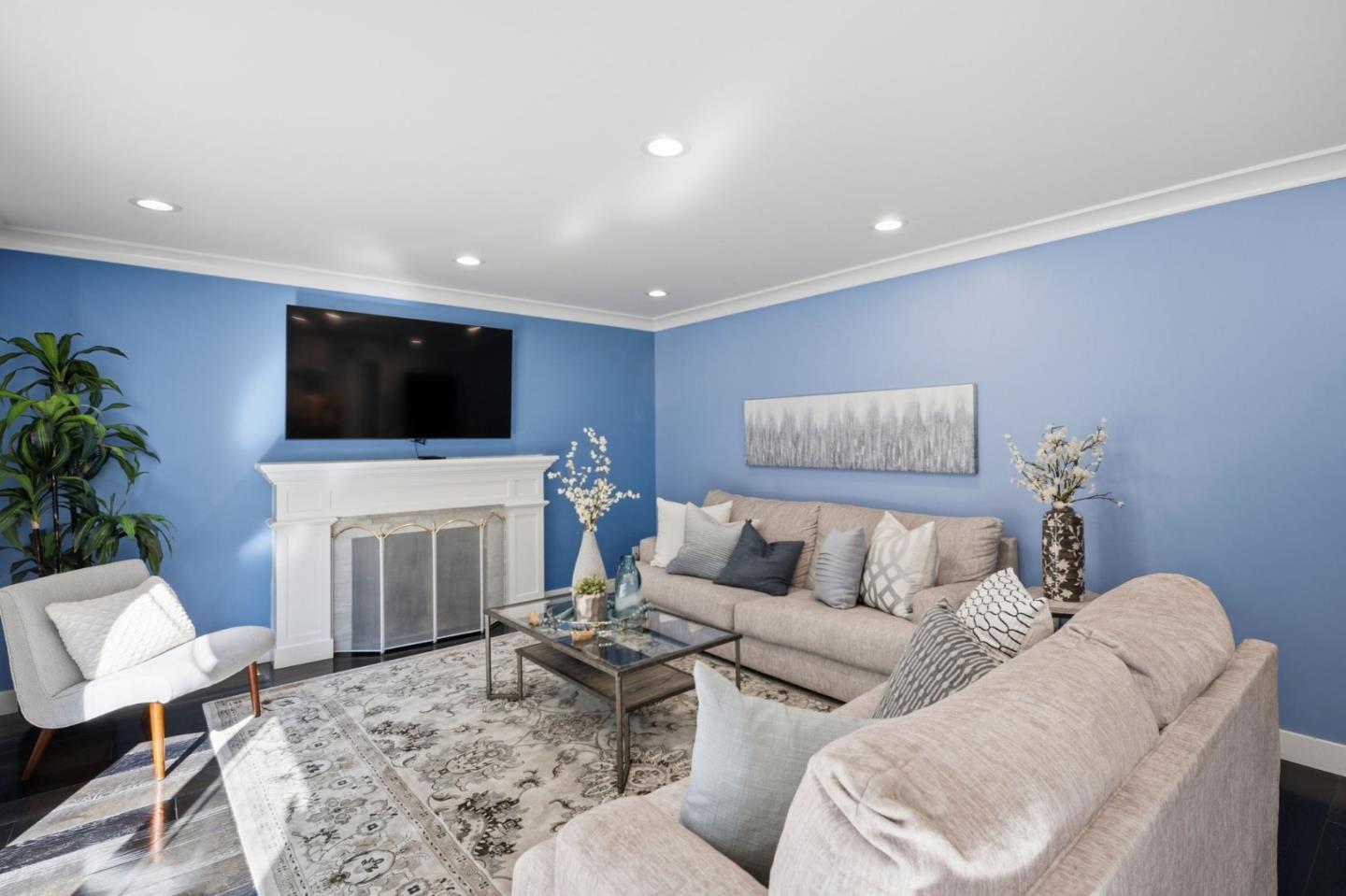 Detail Gallery Image 18 of 56 For 7035 Yorktown Dr, Gilroy,  CA 95020 - 5 Beds | 3 Baths