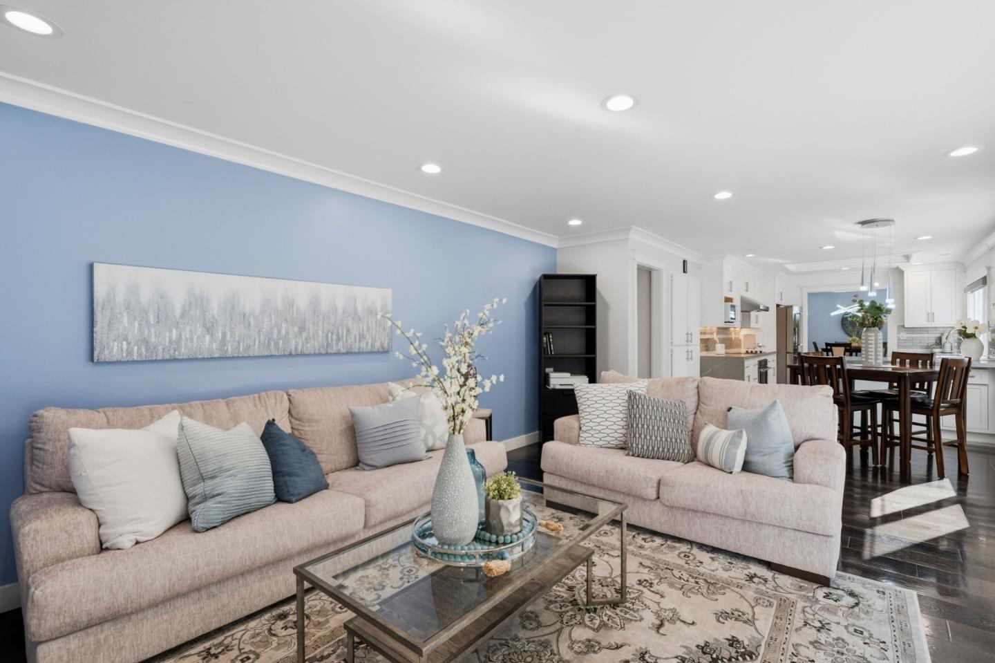 Detail Gallery Image 19 of 56 For 7035 Yorktown Dr, Gilroy,  CA 95020 - 5 Beds | 3 Baths