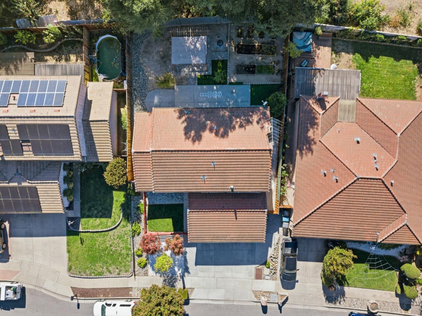 Detail Gallery Image 46 of 56 For 7035 Yorktown Dr, Gilroy,  CA 95020 - 5 Beds | 3 Baths