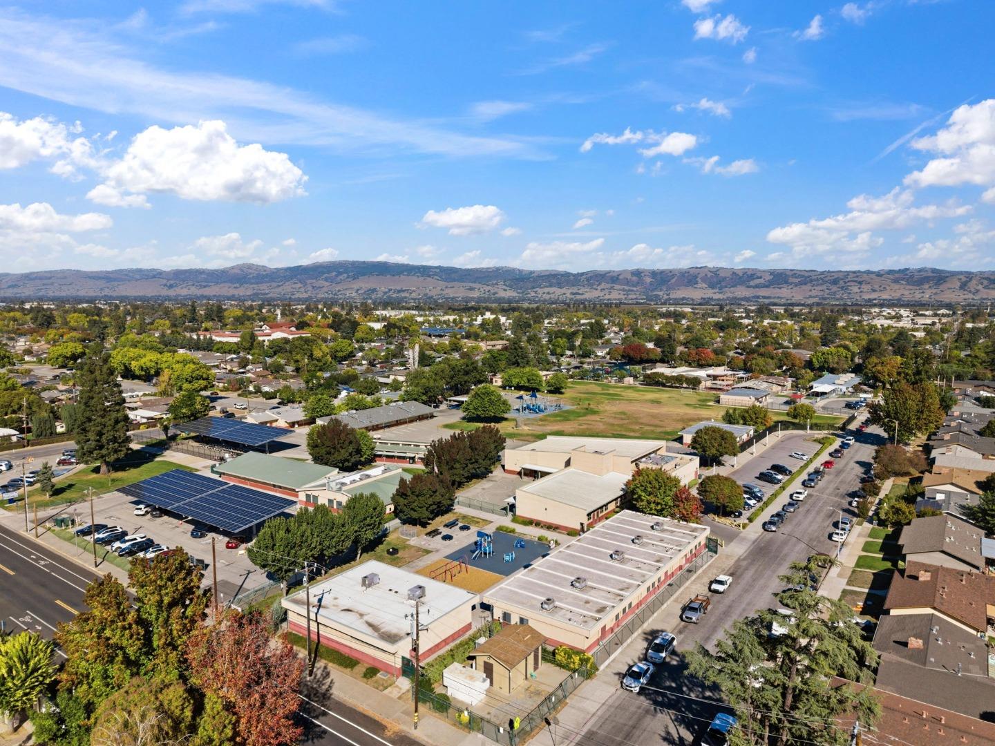 Detail Gallery Image 54 of 56 For 7035 Yorktown Dr, Gilroy,  CA 95020 - 5 Beds | 3 Baths