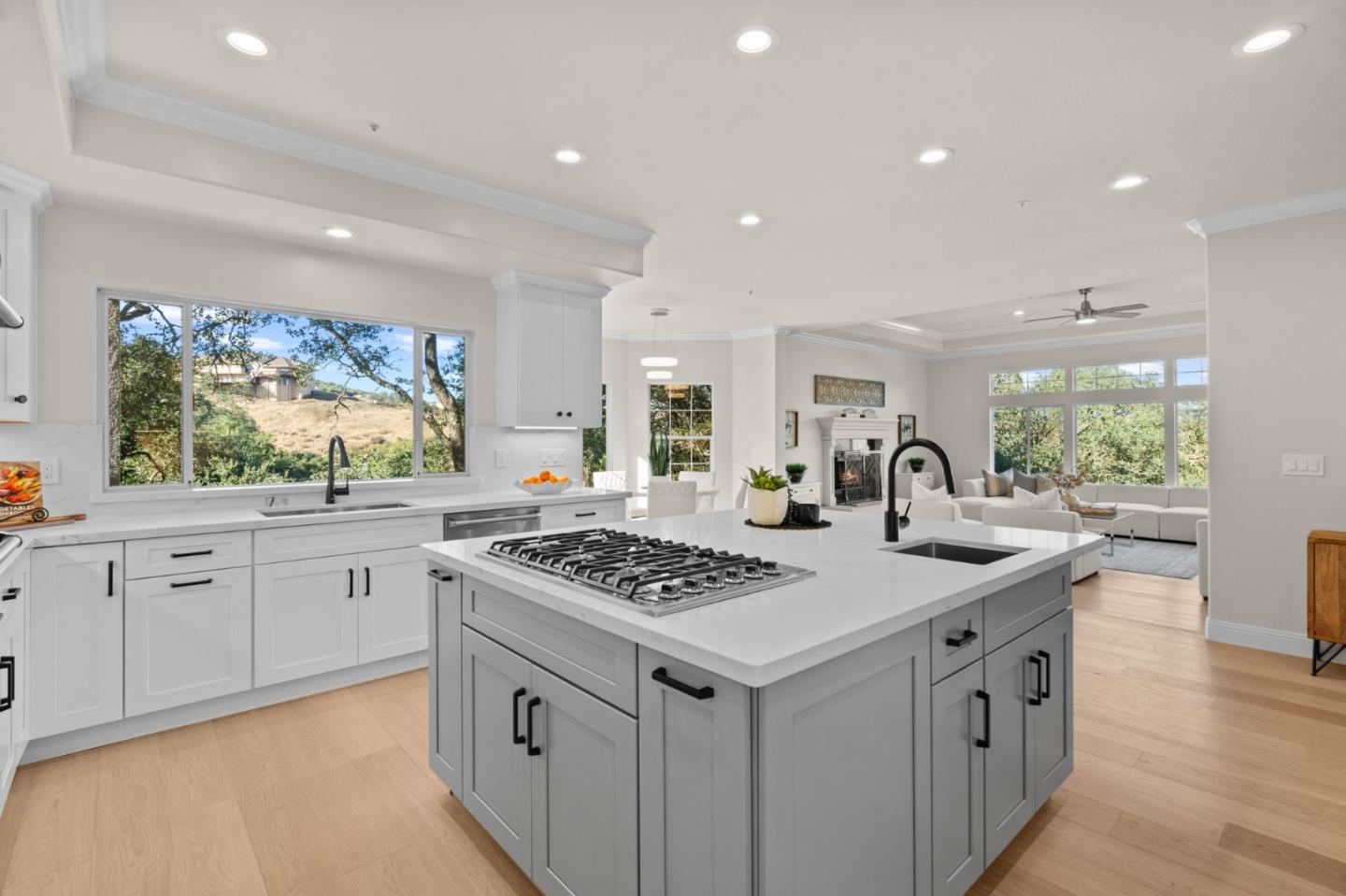 Detail Gallery Image 14 of 85 For 1205 Teresa Ln, Morgan Hill,  CA 95037 - 5 Beds | 3 Baths