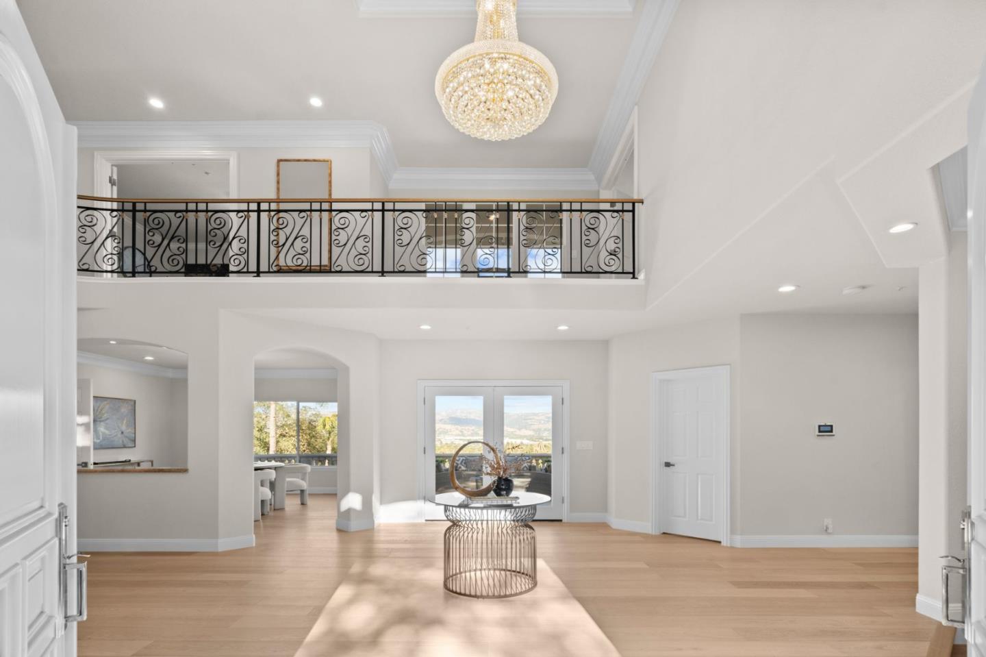 Detail Gallery Image 4 of 85 For 1205 Teresa Ln, Morgan Hill,  CA 95037 - 5 Beds | 3 Baths