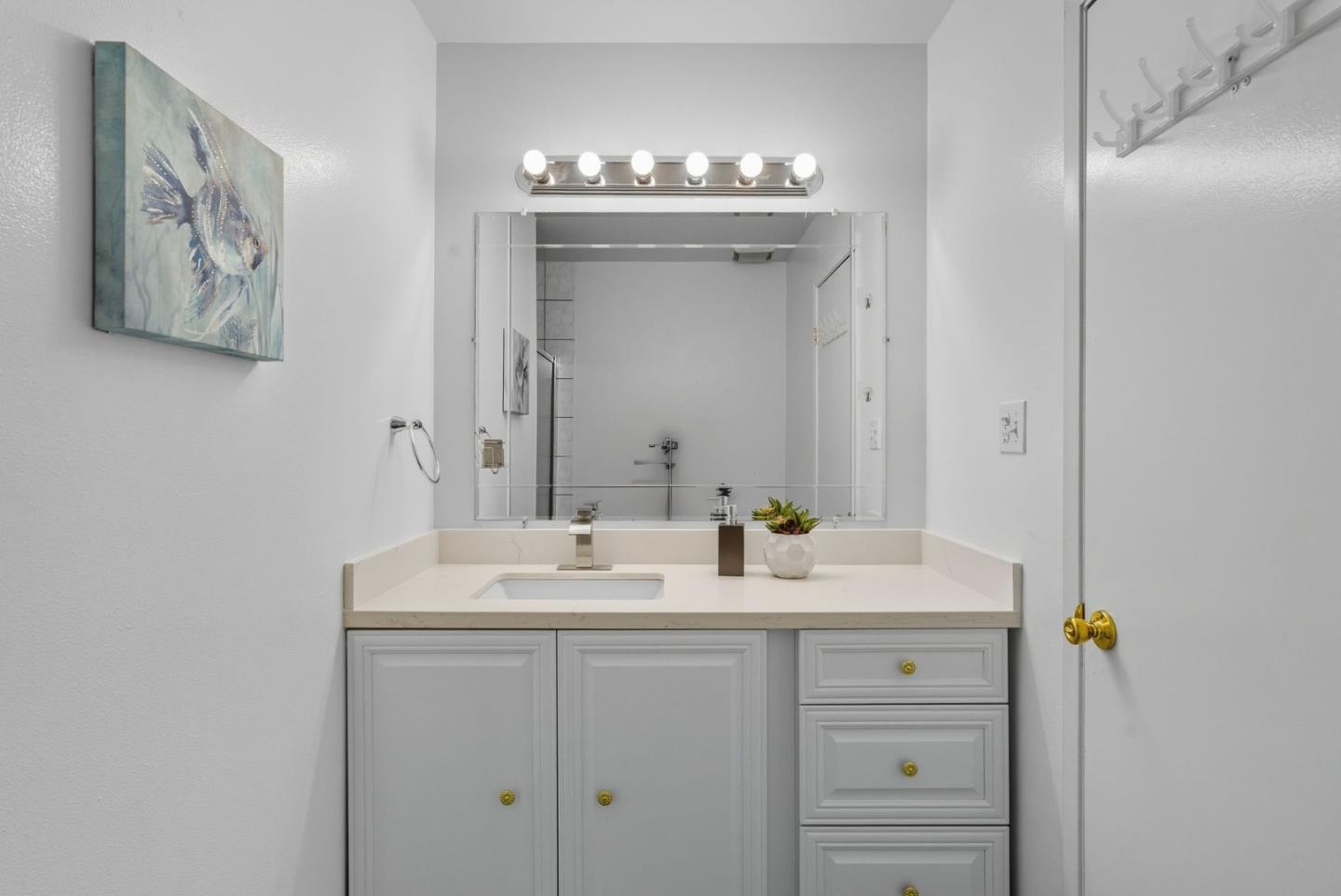 Detail Gallery Image 26 of 60 For 2421 Arf Ave, Hayward,  CA 94545 - 4 Beds | 2/1 Baths