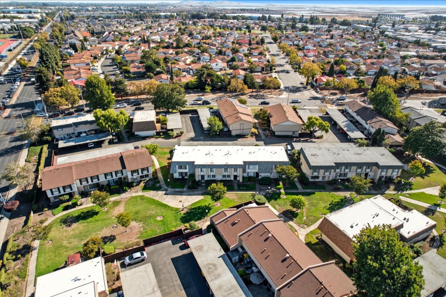 Detail Gallery Image 48 of 60 For 2421 Arf Ave, Hayward,  CA 94545 - 4 Beds | 2/1 Baths