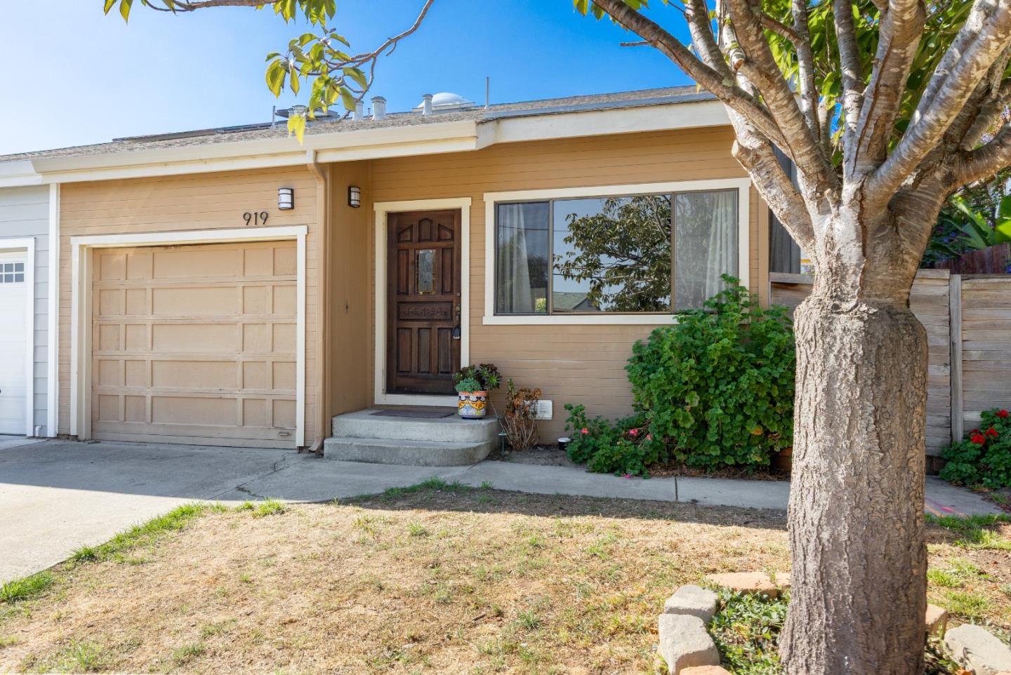 Detail Gallery Image 17 of 25 For 919 Paget Ave, Santa Cruz,  CA 95062 - 3 Beds | 2 Baths