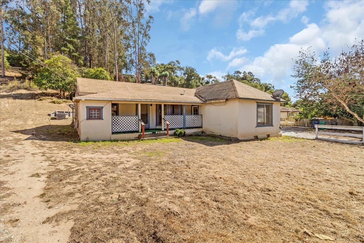 Detail Gallery Image 10 of 38 For 7125 Tustin Rd, Salinas,  CA 93907 - 2 Beds | 2 Baths