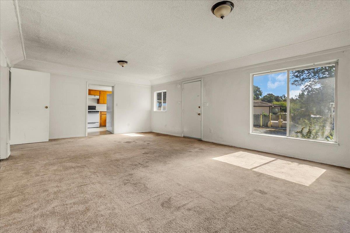 Detail Gallery Image 22 of 38 For 7125 Tustin Rd, Salinas,  CA 93907 - 2 Beds | 2 Baths