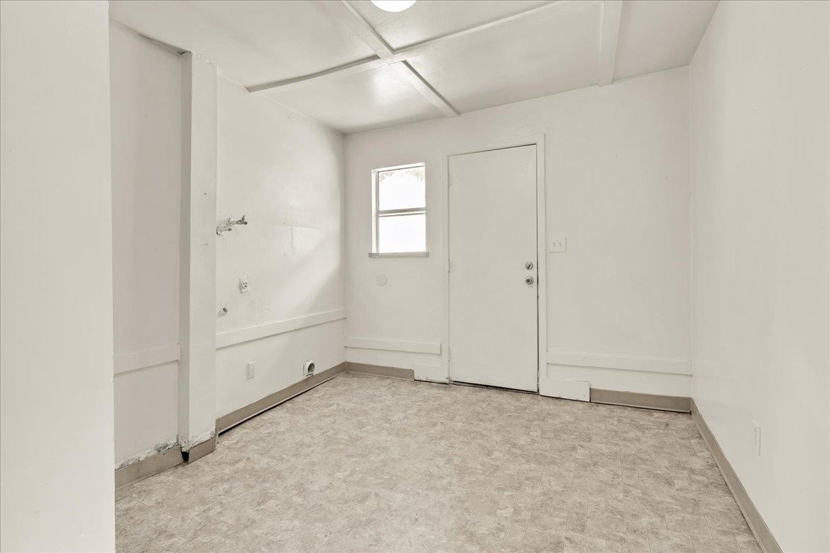 Detail Gallery Image 30 of 38 For 7125 Tustin Rd, Salinas,  CA 93907 - 2 Beds | 2 Baths