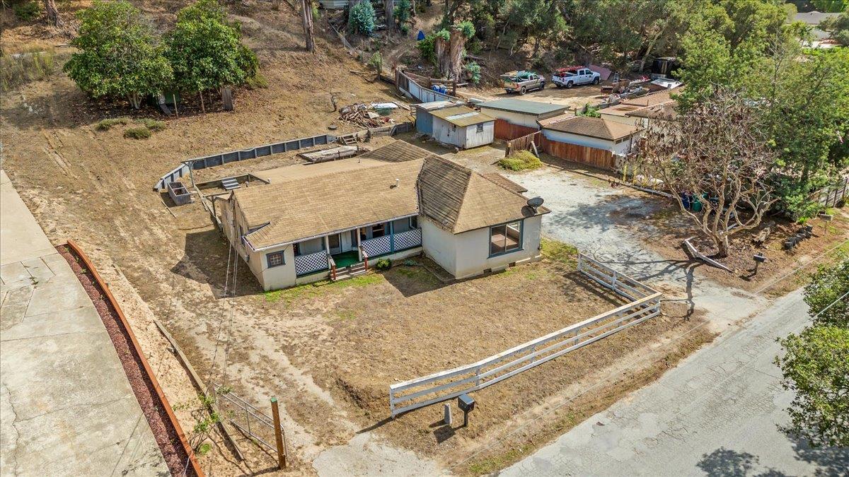 Detail Gallery Image 6 of 38 For 7125 Tustin Rd, Salinas,  CA 93907 - 2 Beds | 2 Baths