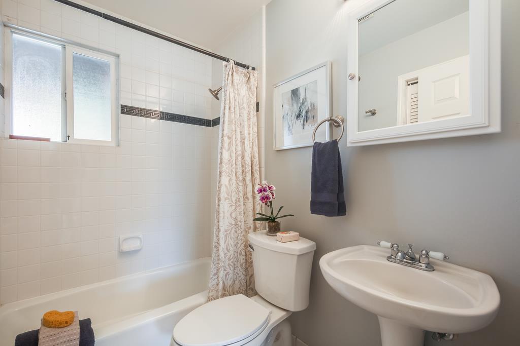 Detail Gallery Image 12 of 19 For 2461 Plummer Ave, San Jose,  CA 95125 - 3 Beds | 2 Baths