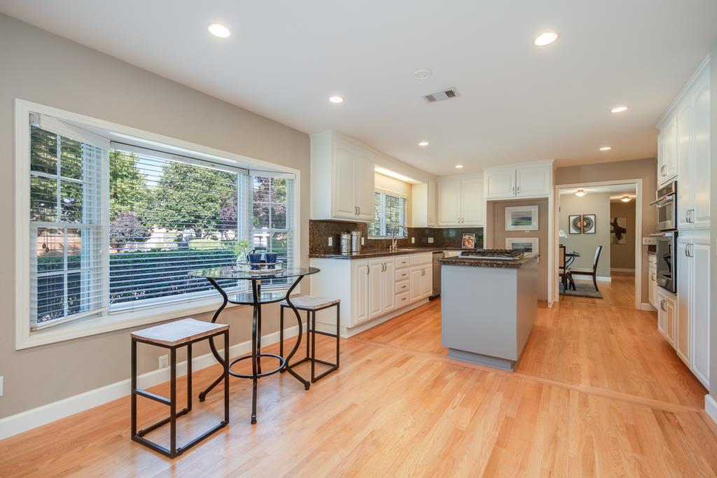 Detail Gallery Image 3 of 19 For 2461 Plummer Ave, San Jose,  CA 95125 - 3 Beds | 2 Baths