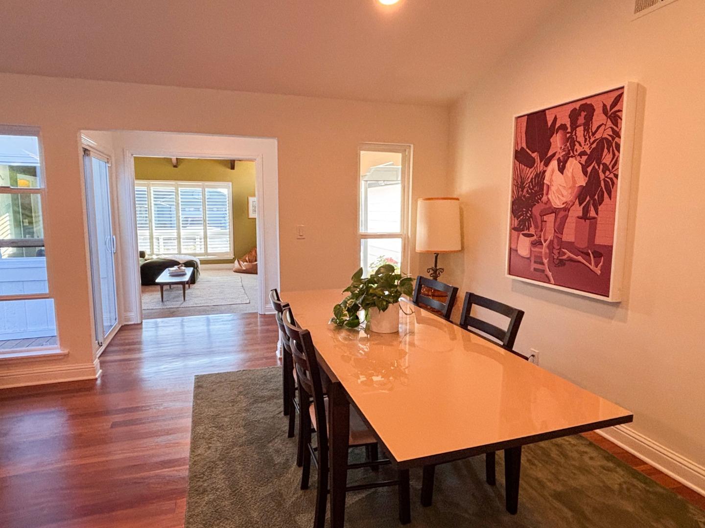 Detail Gallery Image 11 of 26 For 100 Harbour Dr, El Granada,  CA 94019 - 3 Beds | 2 Baths