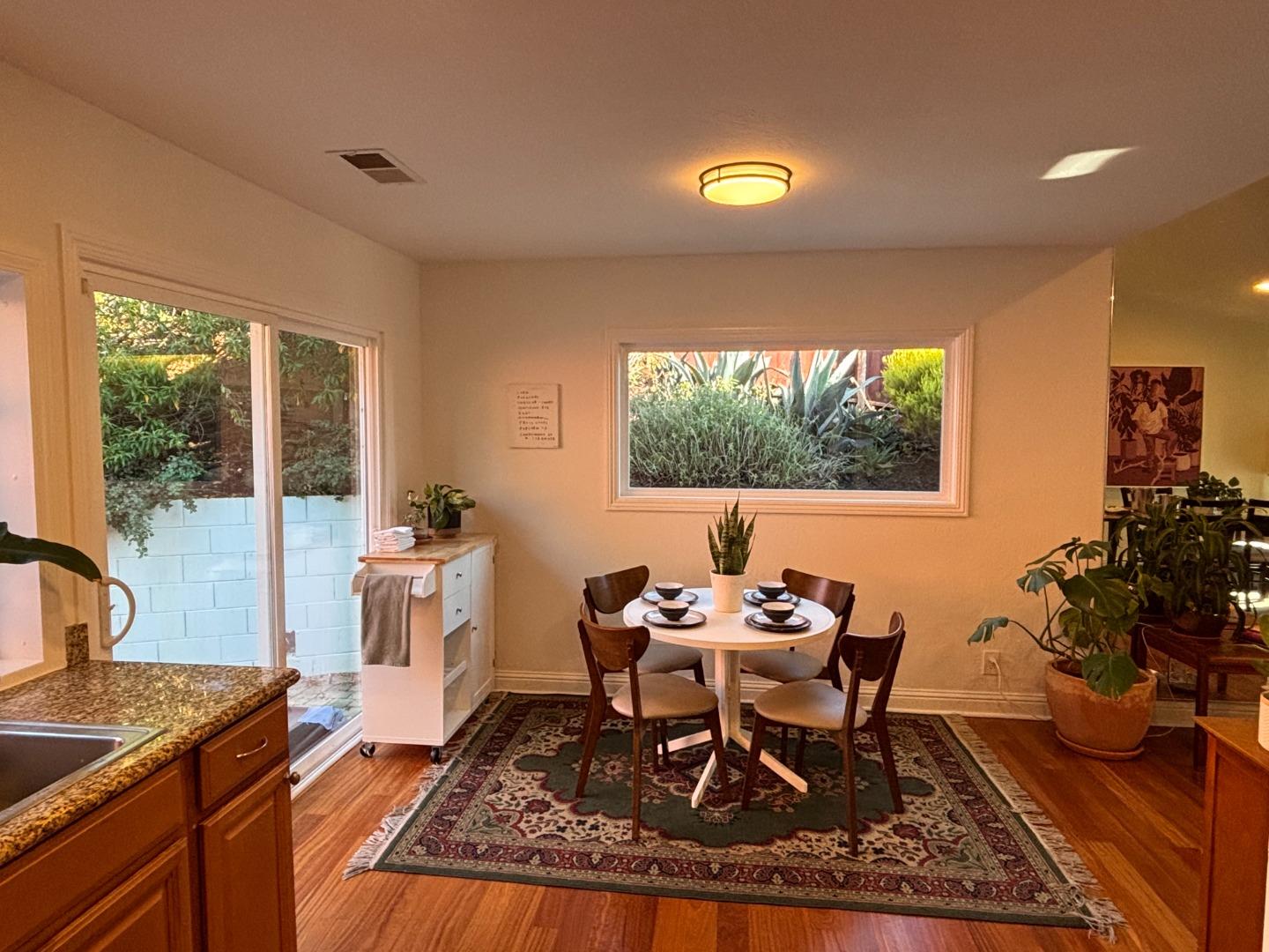 Detail Gallery Image 14 of 26 For 100 Harbour Dr, El Granada,  CA 94019 - 3 Beds | 2 Baths