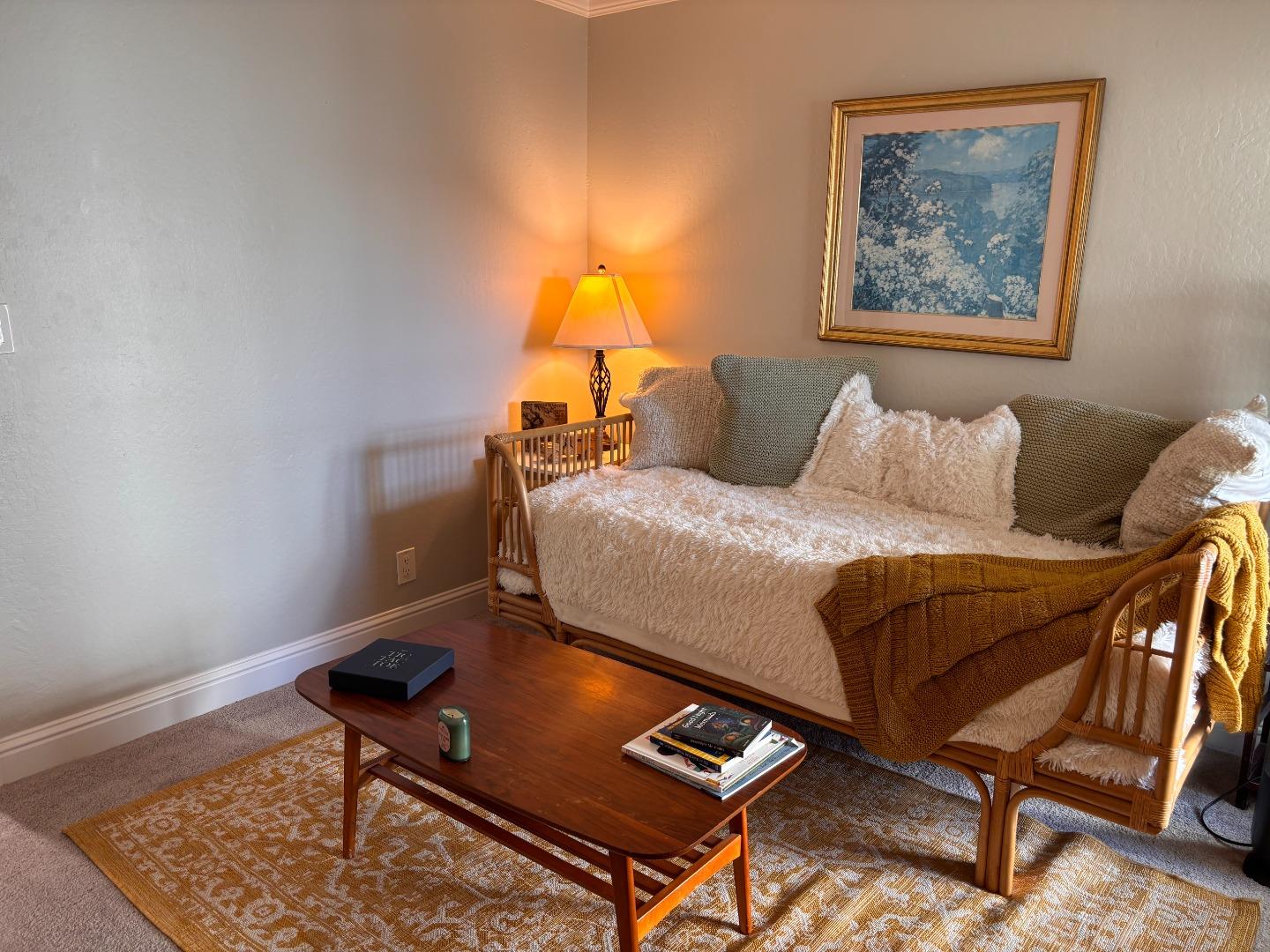 Detail Gallery Image 18 of 26 For 100 Harbour Dr, El Granada,  CA 94019 - 3 Beds | 2 Baths