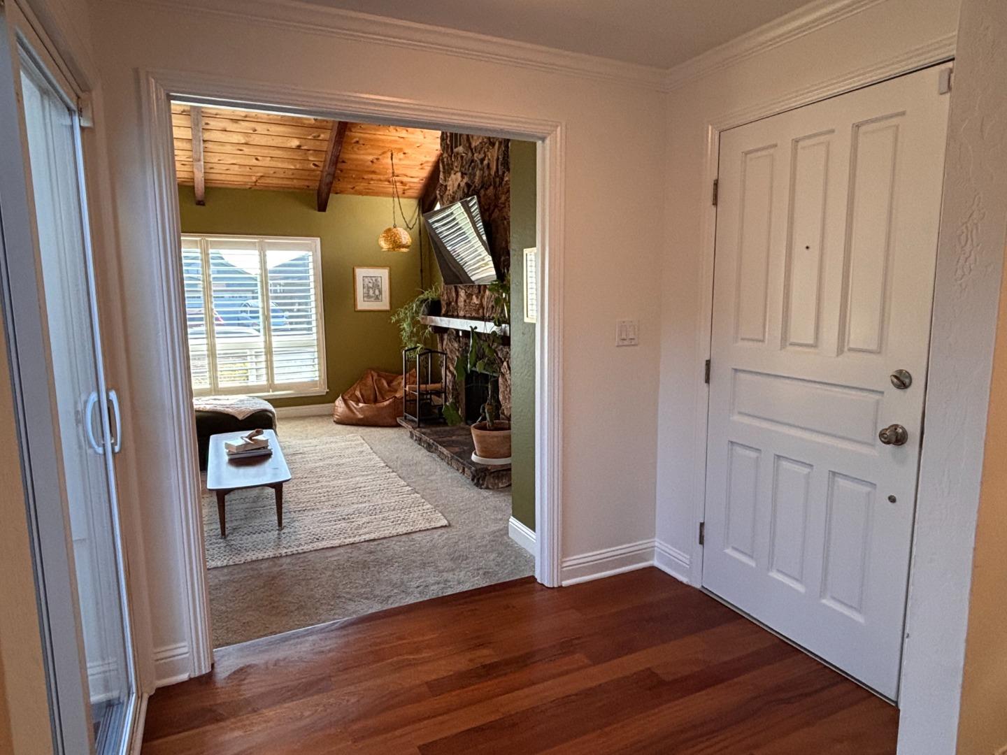 Detail Gallery Image 3 of 26 For 100 Harbour Dr, El Granada,  CA 94019 - 3 Beds | 2 Baths