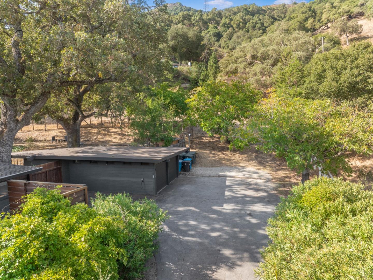 Detail Gallery Image 5 of 41 For 17695 John Telfer, Morgan Hill,  CA 95037 - 4 Beds | 3 Baths