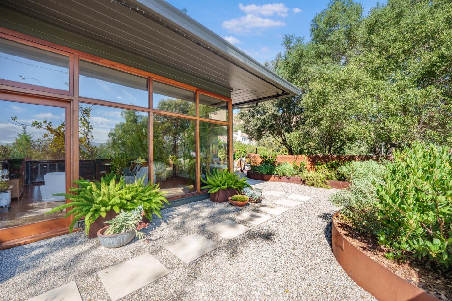 Detail Gallery Image 8 of 41 For 17695 John Telfer, Morgan Hill,  CA 95037 - 4 Beds | 3 Baths