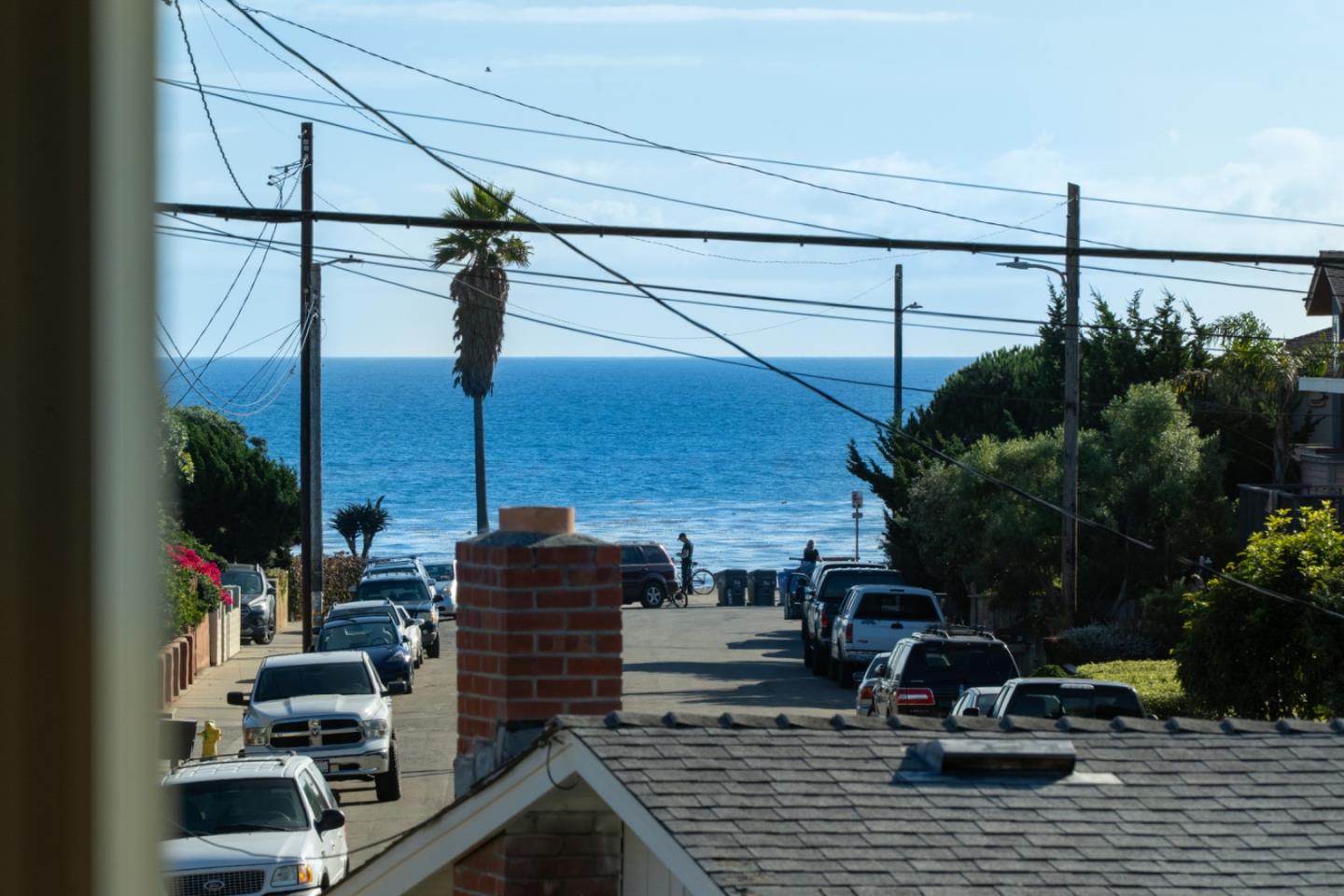 Detail Gallery Image 11 of 44 For 121 Anchorage Ave, Santa Cruz,  CA 95062 - 2 Beds | 1/1 Baths