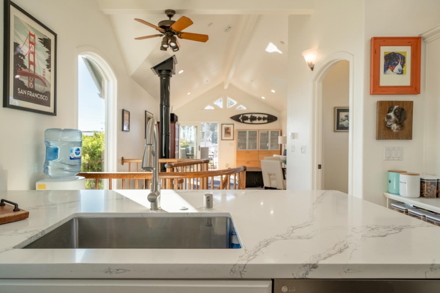 Detail Gallery Image 18 of 44 For 121 Anchorage Ave, Santa Cruz,  CA 95062 - 2 Beds | 1/1 Baths