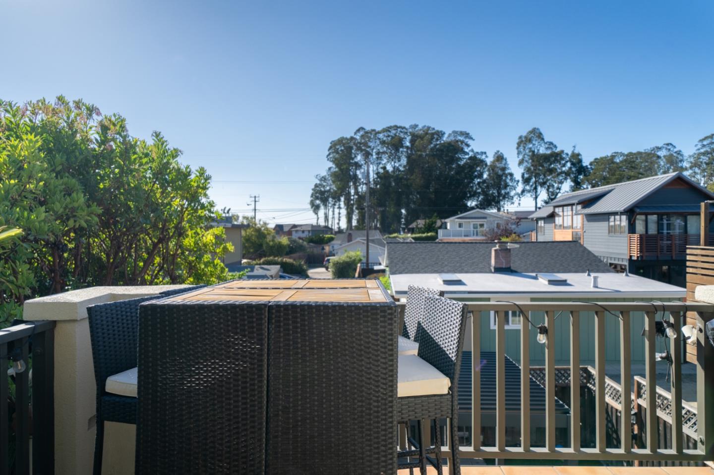 Detail Gallery Image 22 of 44 For 121 Anchorage Ave, Santa Cruz,  CA 95062 - 2 Beds | 1/1 Baths