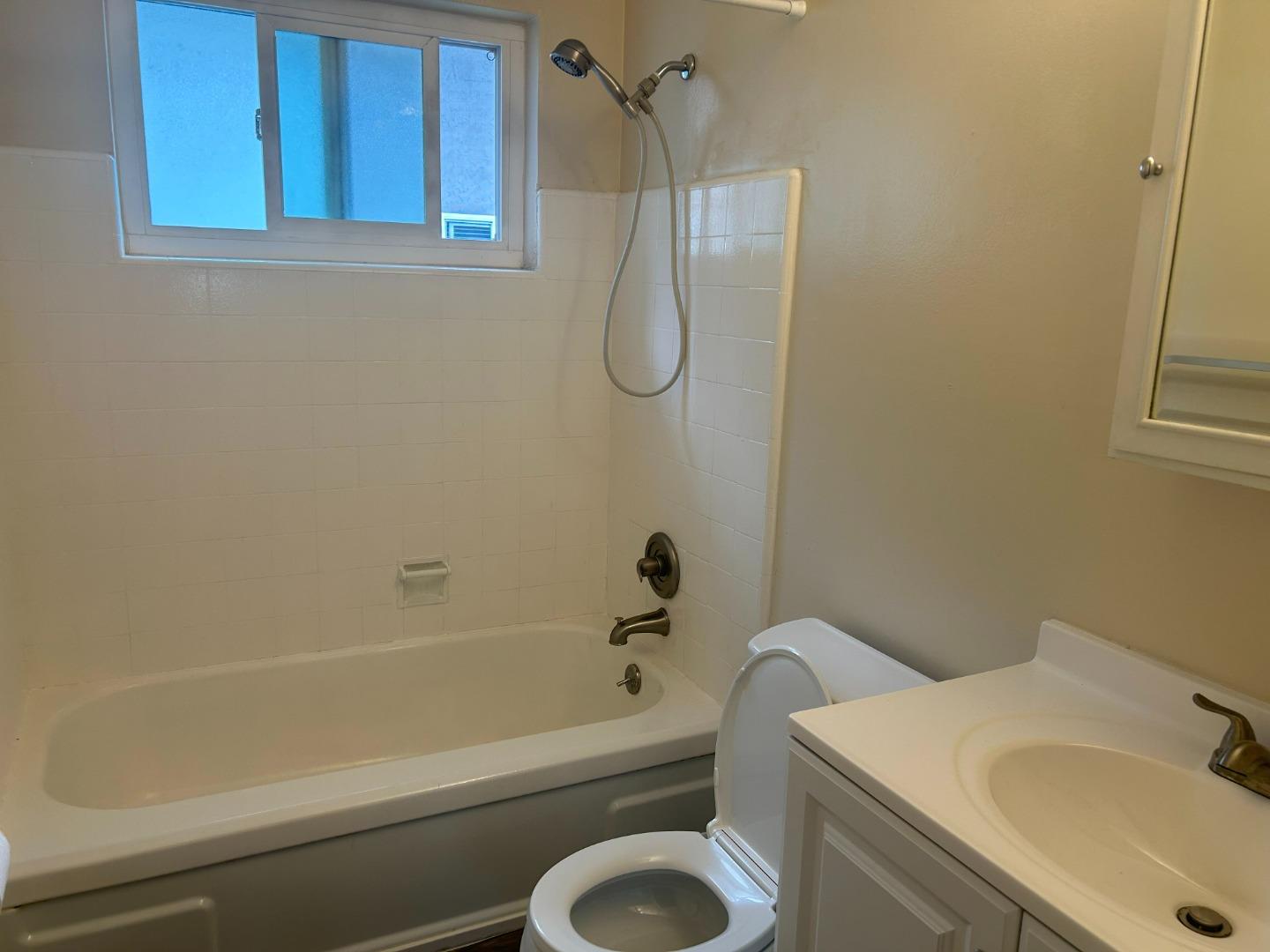 Detail Gallery Image 12 of 12 For 1560 San Antonio St, Menlo Park,  CA 94025 - – Beds | – Baths