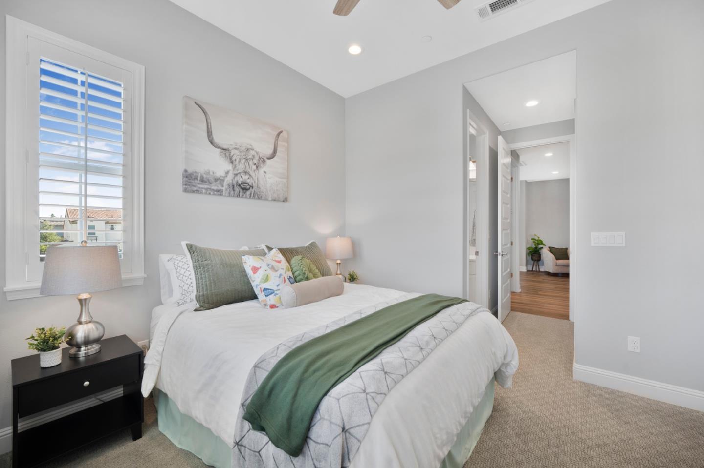 Detail Gallery Image 16 of 49 For 215 Calle Del Rey, Morgan Hill,  CA 95037 - 5 Beds | 4 Baths