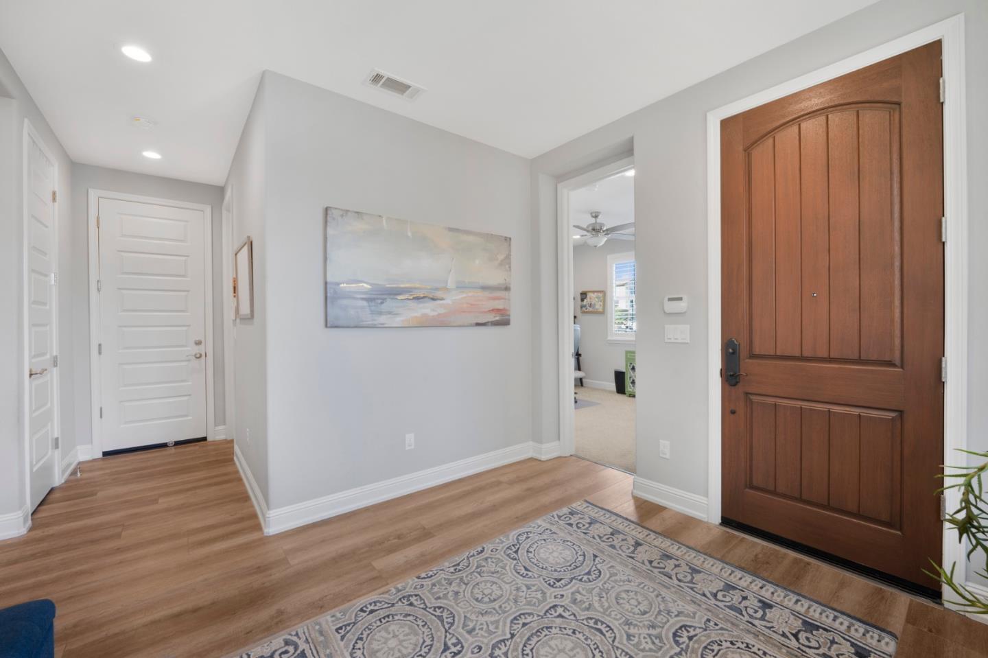 Detail Gallery Image 4 of 49 For 215 Calle Del Rey, Morgan Hill,  CA 95037 - 5 Beds | 4 Baths