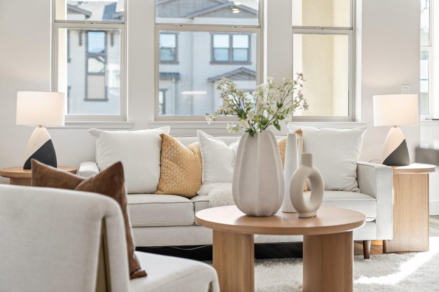 Detail Gallery Image 15 of 55 For 836 Mist Flower Ter #2,  Sunnyvale,  CA 94086 - 2 Beds | 2/1 Baths