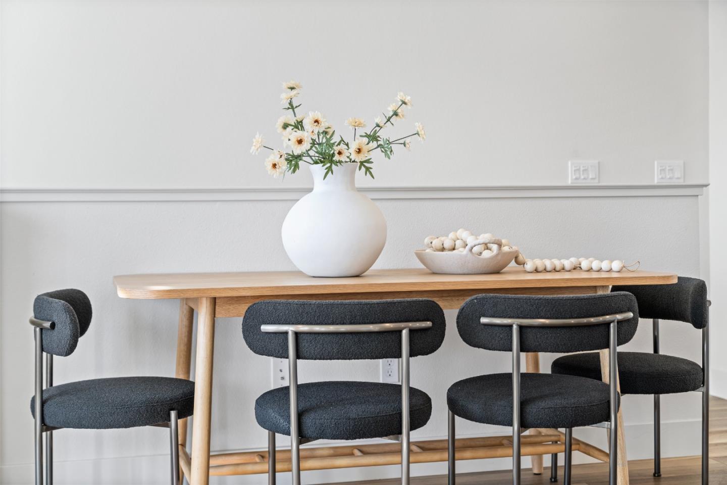 Detail Gallery Image 19 of 55 For 836 Mist Flower Ter #2,  Sunnyvale,  CA 94086 - 2 Beds | 2/1 Baths