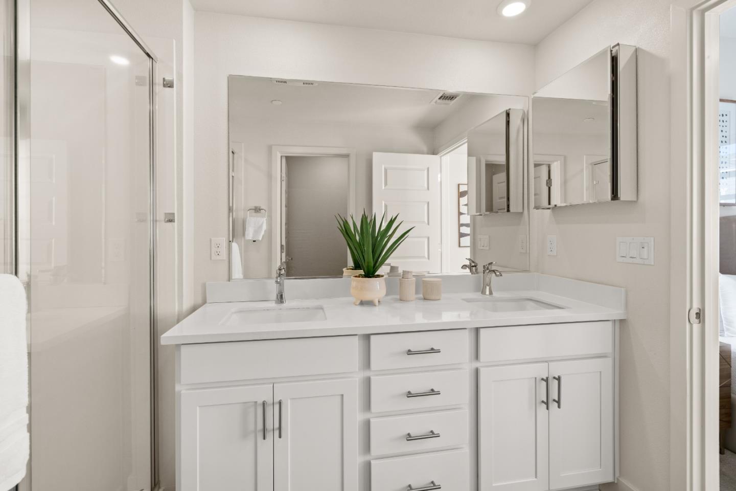 Detail Gallery Image 35 of 55 For 836 Mist Flower Ter #2,  Sunnyvale,  CA 94086 - 2 Beds | 2/1 Baths