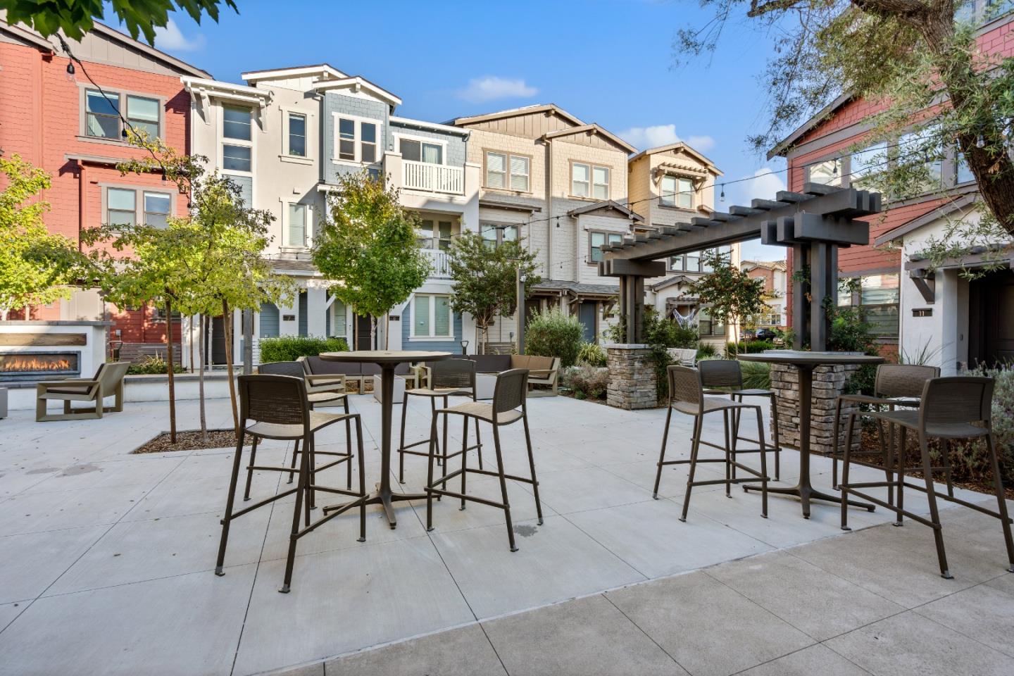 Detail Gallery Image 45 of 55 For 836 Mist Flower Ter #2,  Sunnyvale,  CA 94086 - 2 Beds | 2/1 Baths