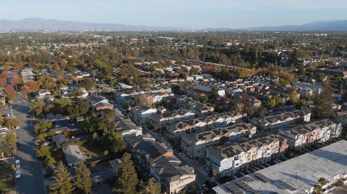 Detail Gallery Image 53 of 55 For 836 Mist Flower Ter #2,  Sunnyvale,  CA 94086 - 2 Beds | 2/1 Baths