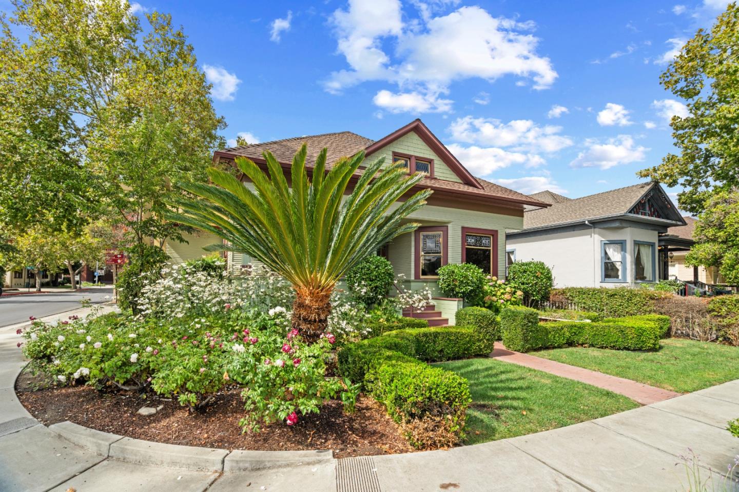 Detail Gallery Image 2 of 37 For 63 N 1st St, Campbell,  CA 95008 - – Beds | – Baths