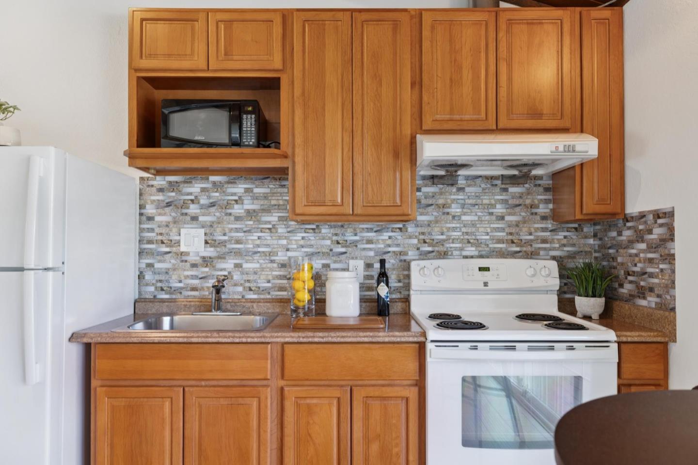 Detail Gallery Image 22 of 33 For 26142 Gettysburg Ave, Hayward,  CA 94545 - 3 Beds | 3 Baths