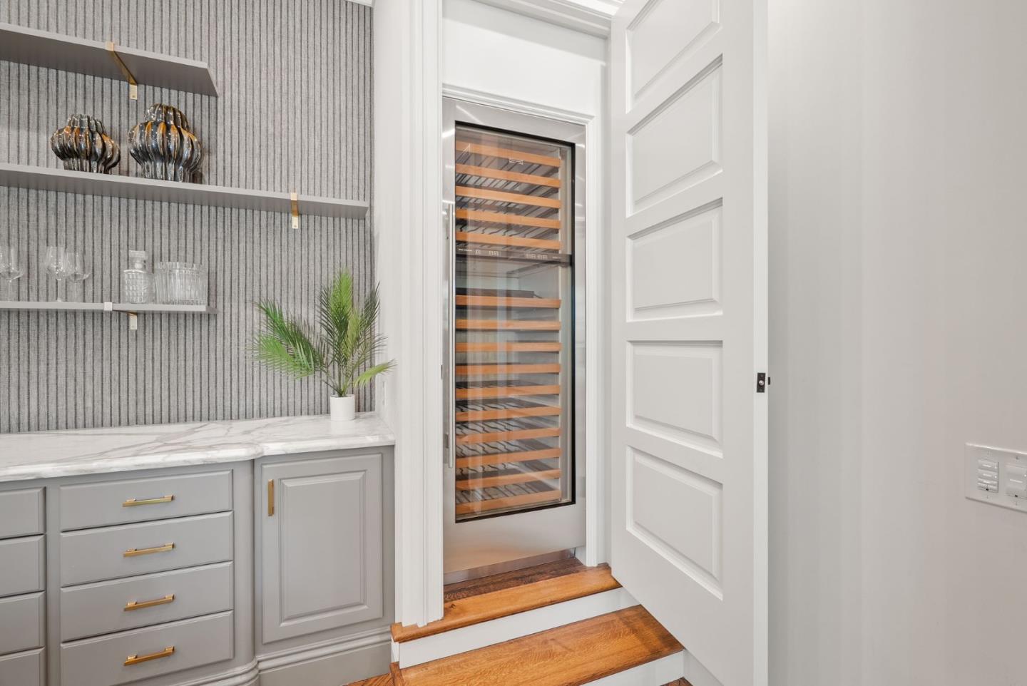 Detail Gallery Image 12 of 72 For 15906 Cuvilly Way, Saratoga,  CA 95070 - 5 Beds | 6/1 Baths