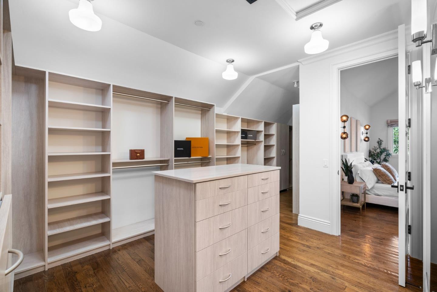 Detail Gallery Image 31 of 72 For 15906 Cuvilly Way, Saratoga,  CA 95070 - 5 Beds | 6/1 Baths