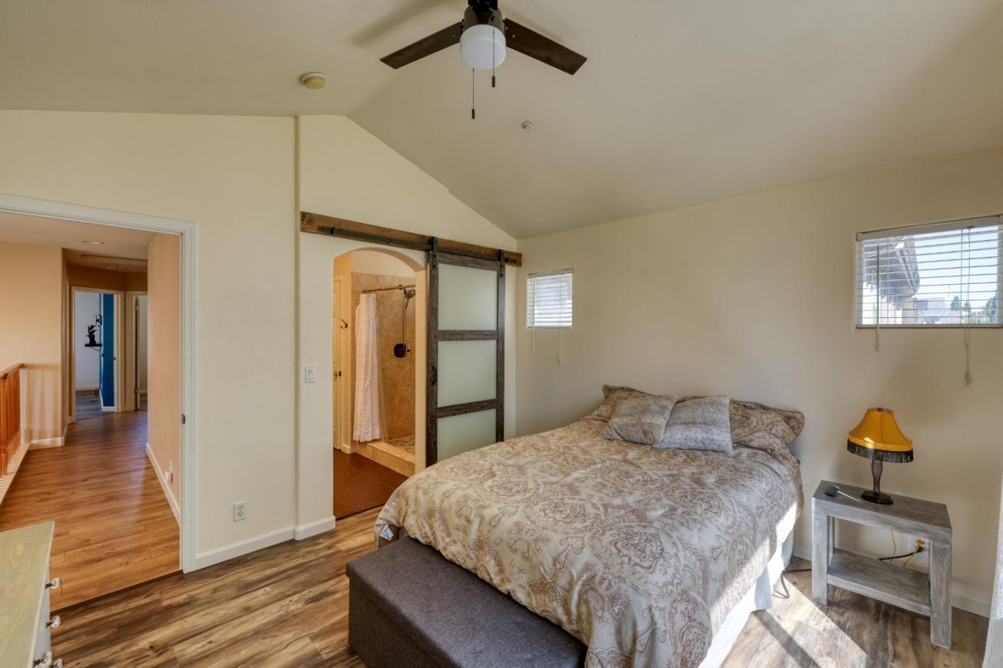 Detail Gallery Image 14 of 29 For 1808 Bradbury St, Salinas,  CA 93906 - 3 Beds | 2/1 Baths