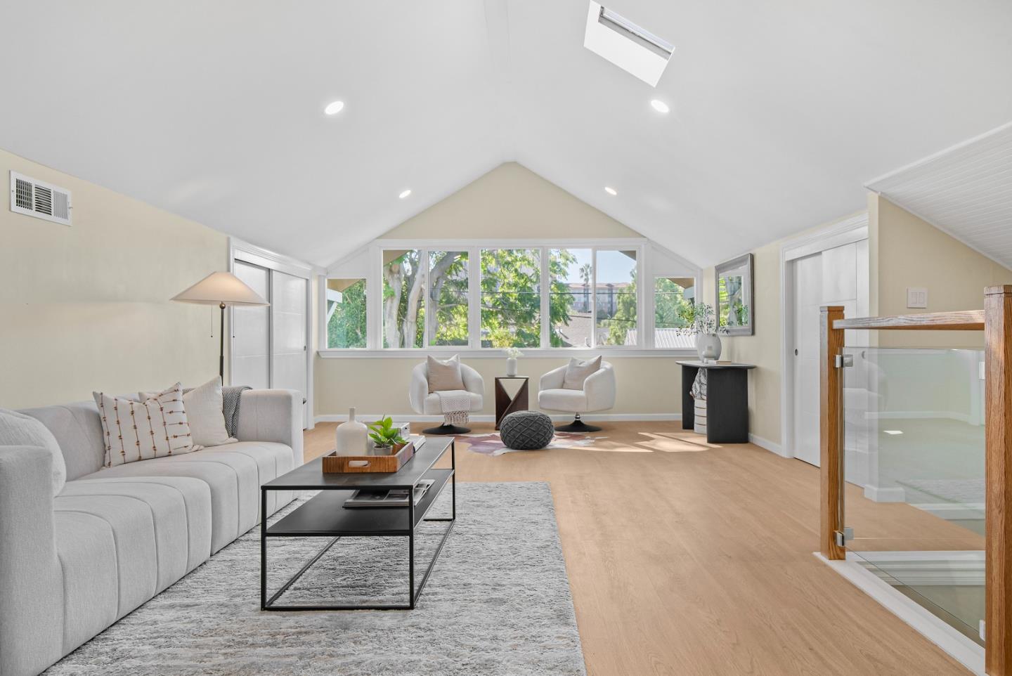 Detail Gallery Image 37 of 62 For 339 S 13th St, San Jose,  CA 95112 - 5 Beds | 4 Baths