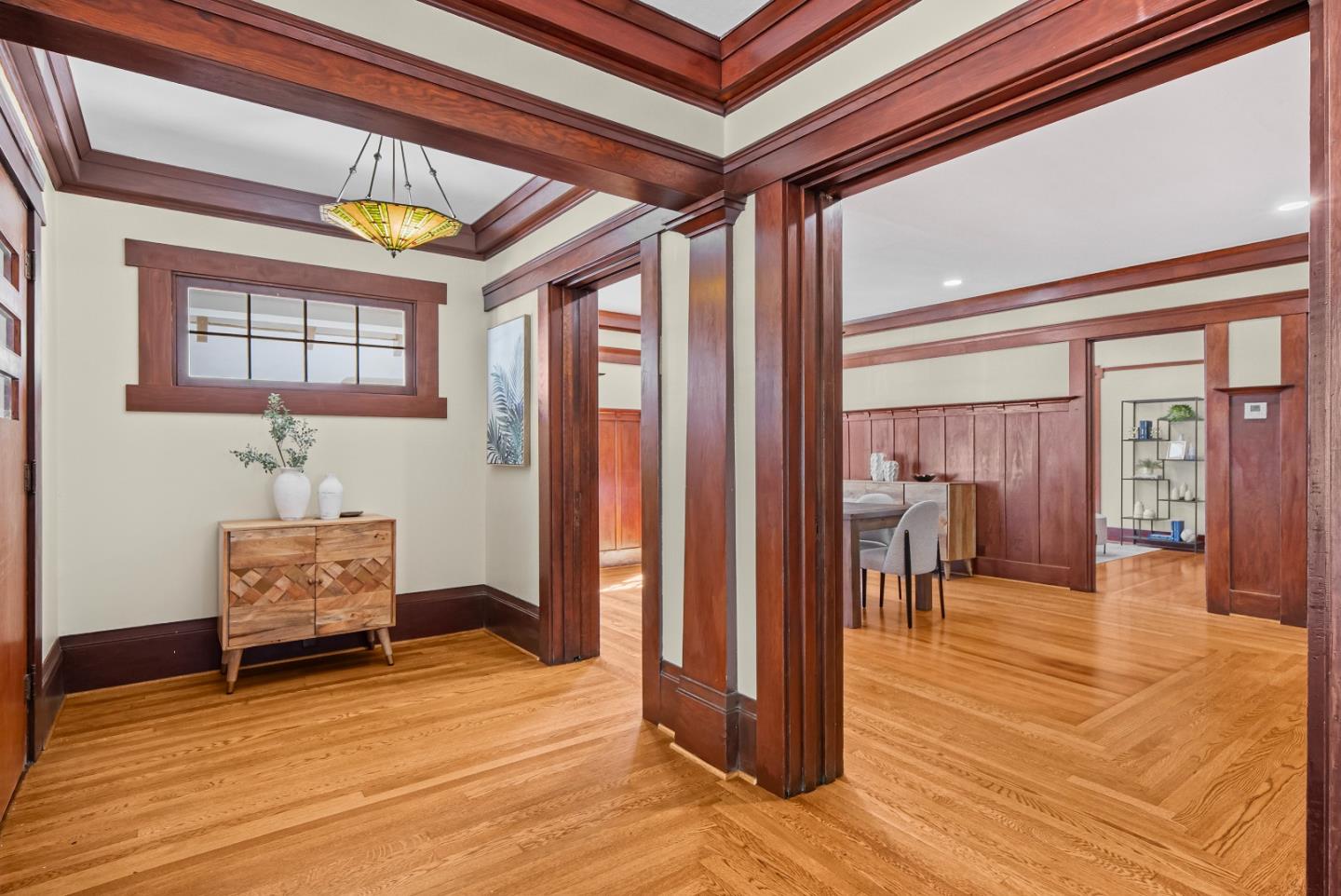 Detail Gallery Image 9 of 62 For 339 S 13th St, San Jose,  CA 95112 - 5 Beds | 4 Baths