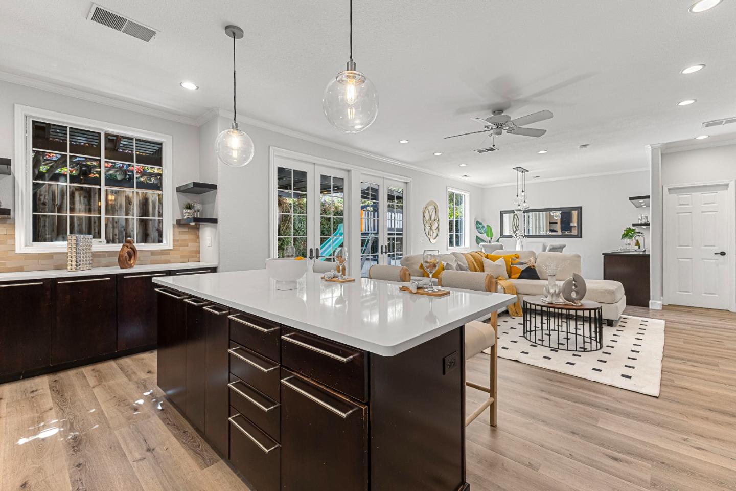 Detail Gallery Image 13 of 41 For 940 Sunbonnet Loop, San Jose,  CA 95125 - 4 Beds | 2/1 Baths