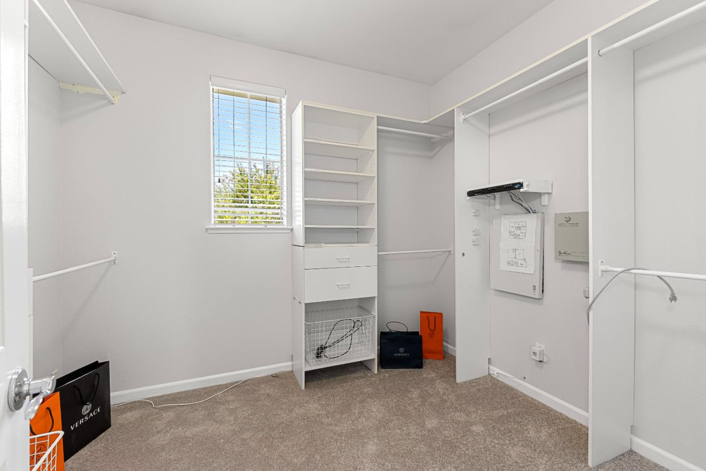 Detail Gallery Image 24 of 41 For 940 Sunbonnet Loop, San Jose,  CA 95125 - 4 Beds | 2/1 Baths