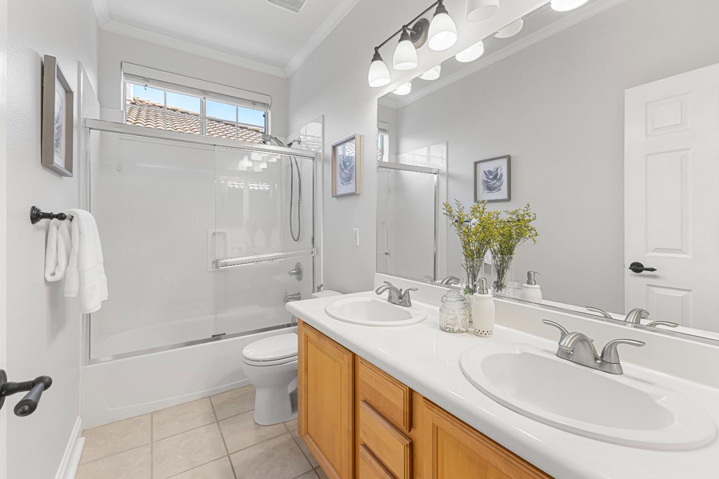 Detail Gallery Image 26 of 41 For 940 Sunbonnet Loop, San Jose,  CA 95125 - 4 Beds | 2/1 Baths